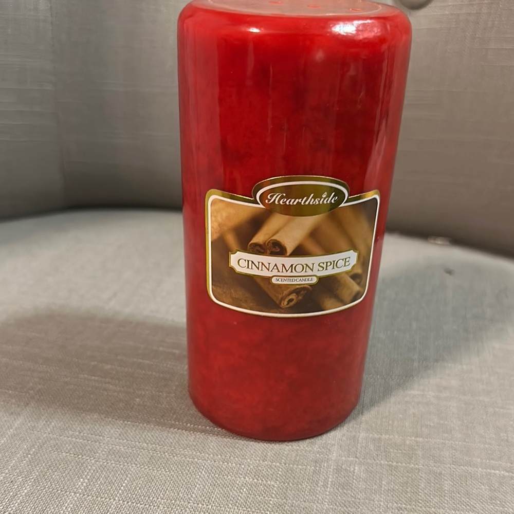 Hearthside Red Cinnamon Spice Candle